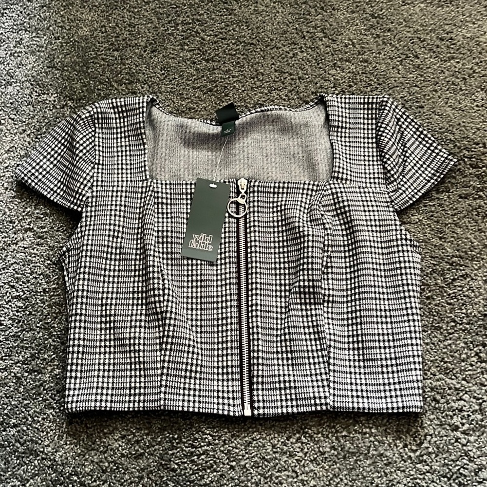 Cute crop top
